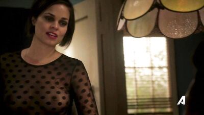 Lina Esco naked – Kingdom s02e16 (2016)