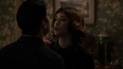Lizzy Caplan, Rose McIver – Masters of Sex s01e04 (2013)