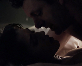 Lizzy Caplan, Allison Janney – Masters of Sex s02e01 (2014)