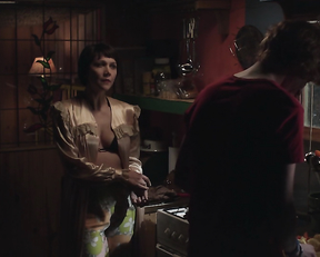 Maggie Gyllenhaal sexy – Frank (2014)