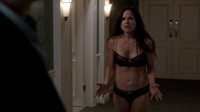 Kristin Minter, Aubrey Wood – Ray Donovan s01e04 (2013)