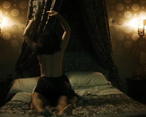 Monica Bellucci – Mozart in the Jungle s03e03 (2016)