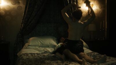 Monica Bellucci – Mozart in the Jungle s03e03 (2016)