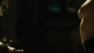 Monica Bellucci – Mozart in the Jungle s03e03 (2016)