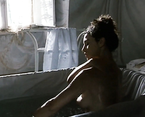 Monica Bellucci – Briganti Amore e libert (1994)