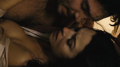 Monica Bellucci – Don’t Look Back (2009)