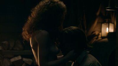 Sophie Skelton nude - Outlander s04e08 (2018)