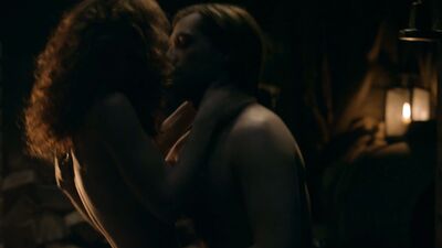 Sophie Skelton nude - Outlander s04e08 (2018)