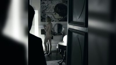 Carolina Crescentini – L’industriale (2011)