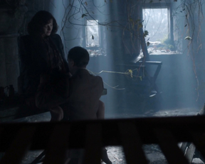 Caitriona Balfe naked – Outlander s01e01 (2014)