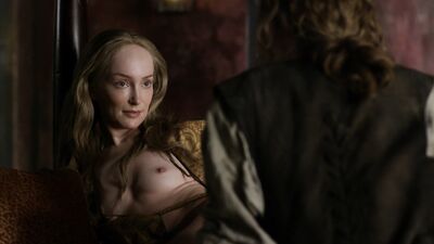 Lotte Verbeek nude – Outlander s03e12 (2017)