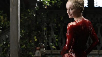 Lotte Verbeek nude – Outlander s03e12 (2017)