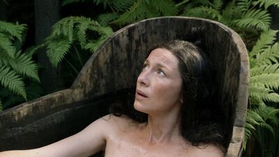 Caitriona Balfe nude - Outlander s03e11 (2017)
