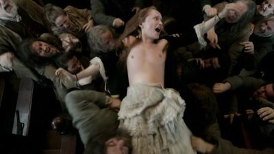 Lotte Verbeek nude – Outlander s01e11 (2015)