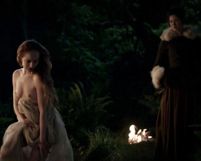 Lotte Verbeek naked – Outlander s01e10 (2015)
