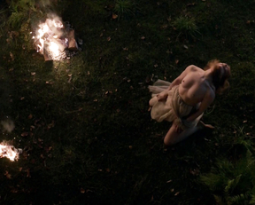 Lotte Verbeek naked – Outlander s01e10 (2015)