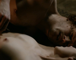Caitriona Balfe – Outlander s01e09 (2015)