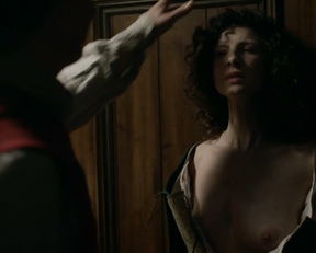 Caitriona Balfe naked – Outlander s01e08 (2014)