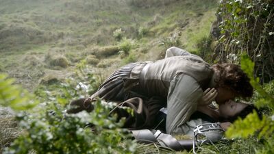 Caitriona Balfe naked – Outlander s01e08 (2014)