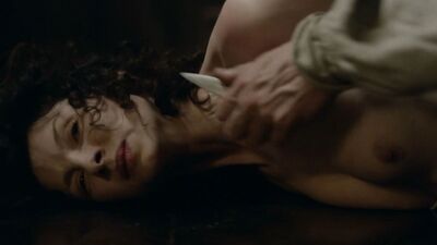 Caitriona Balfe naked – Outlander s01e08 (2014)