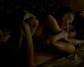 Elisa Sednaoui, Klavdiya Korshunova – Indigene dEurasie (2010)