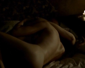 Elisa Sednaoui, Klavdiya Korshunova – Indigene dEurasie (2010)