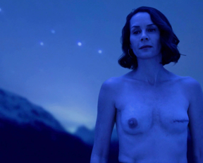 Embeth Davidtz nude – Ray Donovan s04e06 (2016)