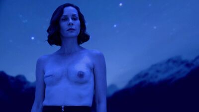 Embeth Davidtz nude – Ray Donovan s04e06 (2016)