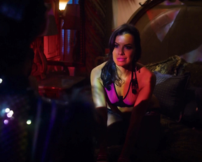 Roxane Mesquida, Kelli Berglund, etc - Now Apocalypse s01e07 (2019)