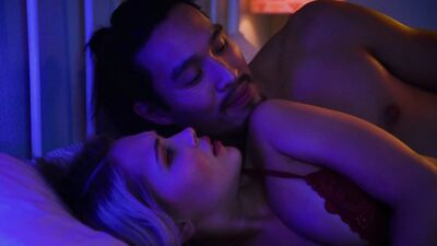 Roxane Mesquida, Kelli Berglund, etc - Now Apocalypse s01e02 (2019)