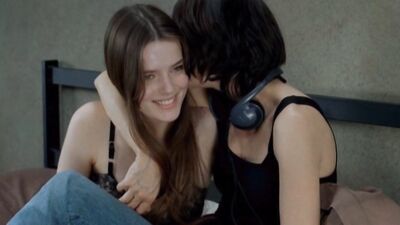Roxane Mesquida - Sex Is Comedy (2002)