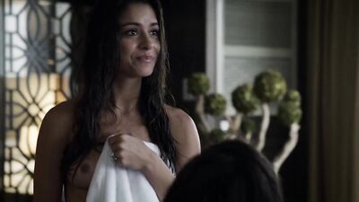 Stephanie Fantauzzi nude – Shameless s02e09-11 (2012)
