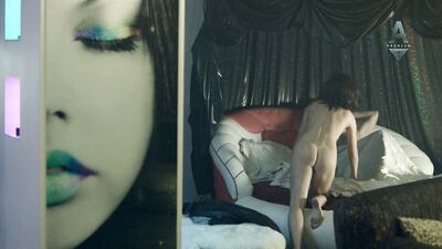 Marta Nosova topless – Sladkaya zhizn s01e05 (2014)