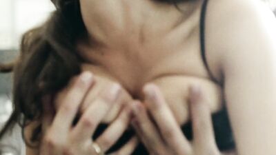 Mariya Shumakova nude – Sladkaya zhizn s02e03 (2015)