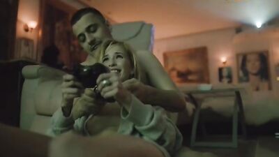 Lukerya Ilyashenko naked – Sladkaya zhizn s02e08 (2015)