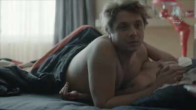 Lukerya Ilyashenko sex scene – Sladkaya zhizn s01e04 (2014)