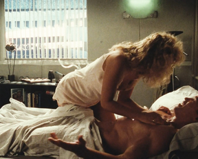 Sharon Stone, Lycia Naff – Total Recall (1990)