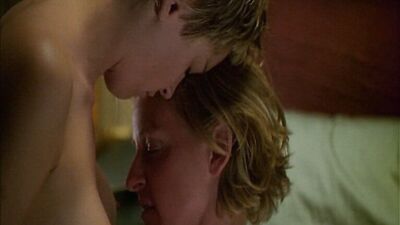Sharon Stone, Ellen DeGeneres – If These Walls Could Talk 2 (2000)