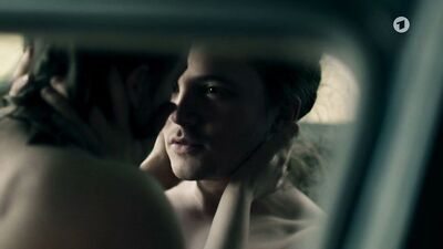 Michelle Barthel sex scene - Tatort e1071 (2018)