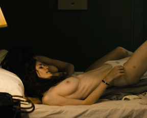 Olivia Luccardi, Kayla Foster - The Deuce s01e04 (2017)