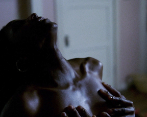 Rutina Wesley sex scene – True Blood s02 (2009)