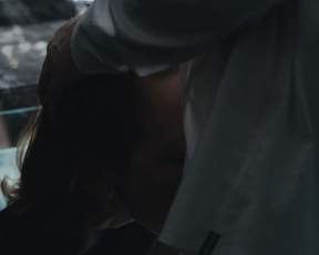 Gillian Williams, Louisa Krause - The Girlfriend Experience s02e01 (2017)