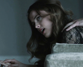 Riley Keough butt – The Girlfriend Experience s01e13 (2016)