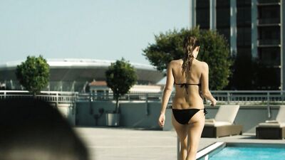 Riley Keough sex – The Girlfriend Experience s01e06 (2016)