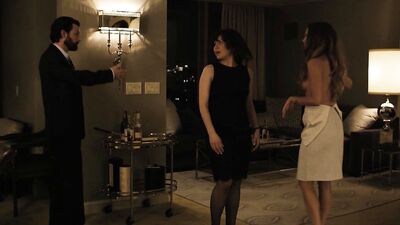 Riley Keough tits – The Girlfriend Experience s01e05 (2016)