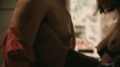 Mishel Prada, Roberta Colindrezs - Vida s02e10 (2019)