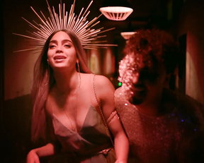 Melissa Barrera, Mishel Prada, Roberta Colindrezs - Vida s02e08 (2019)