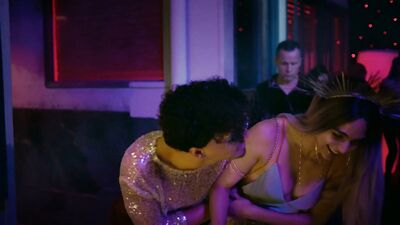 Melissa Barrera, Mishel Prada, Roberta Colindrezs - Vida s02e08 (2019)