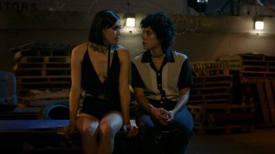 Melissa Barrera, Mishel Prada, Roberta Colindrezs - Vida s02e08 (2019)