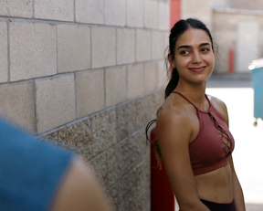 Melissa Barrera - Vida s02e05 (2019)